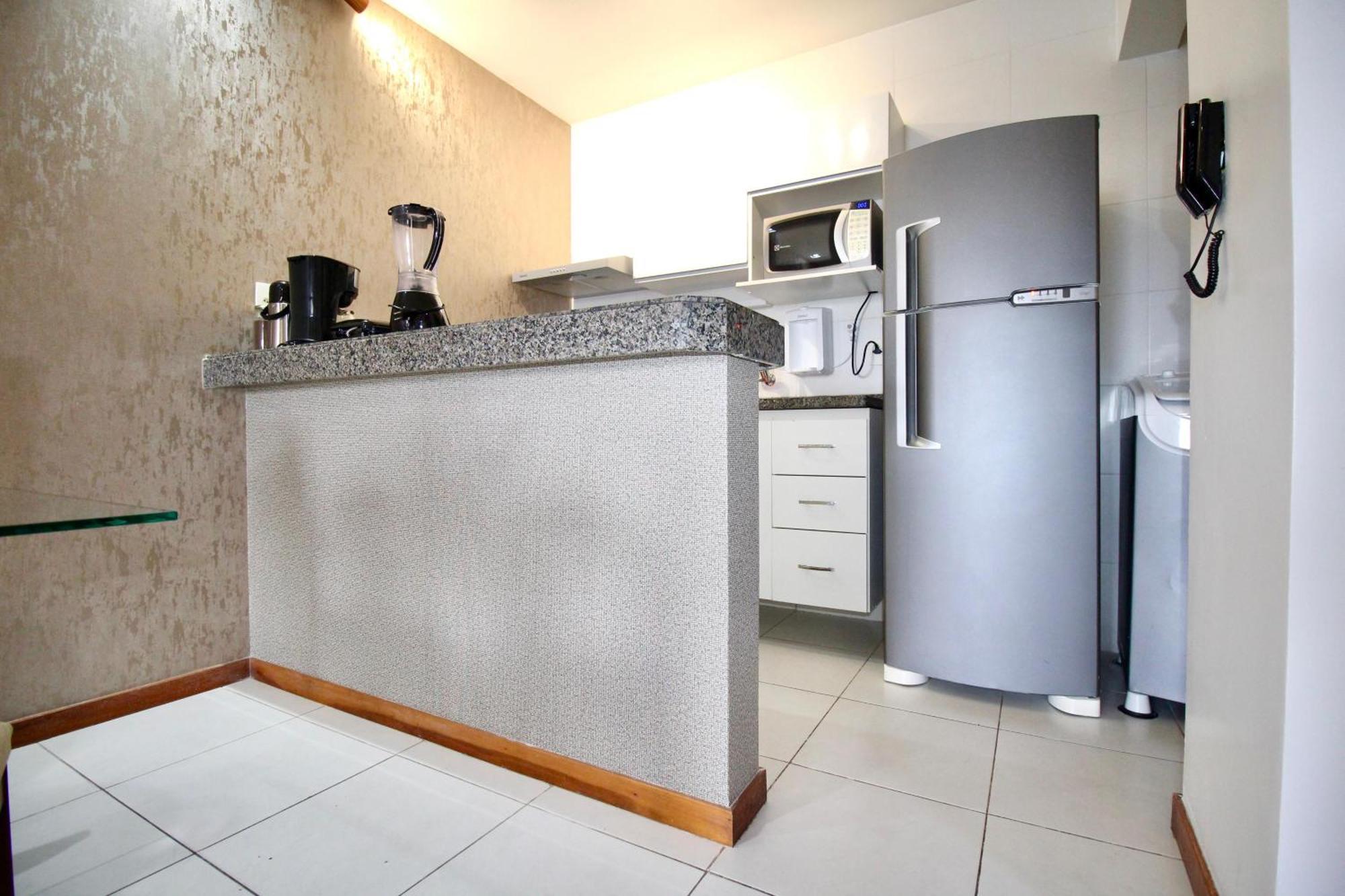 Apartamento No 28º Andar, Piscina, Garagem, Academia - Shopping Salvador